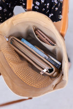 Load image into Gallery viewer, Zipper Bucket Bag - Tan
