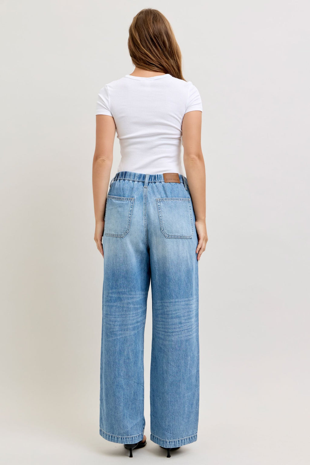 Judy Blue Easy Days Featherweight Denim