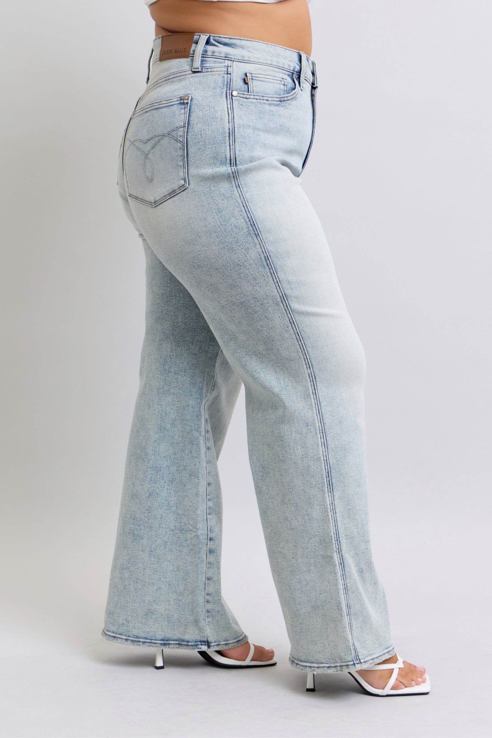 Miranda Retro Wide Leg Jeans by Judy Blue