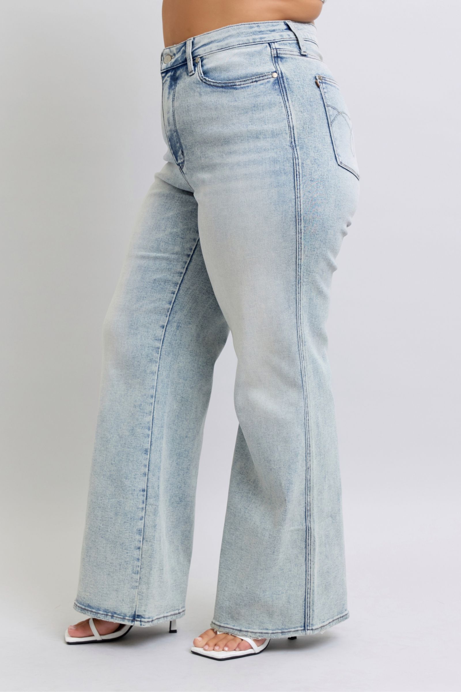 Miranda Retro Wide Leg Jeans by Judy Blue