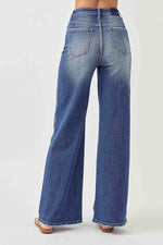 Load image into Gallery viewer, Requirements Wide Leg Long Inseam Risen Jeans
