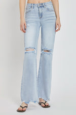 Load image into Gallery viewer, Keep It Light Risen Wide Leg Jeans
