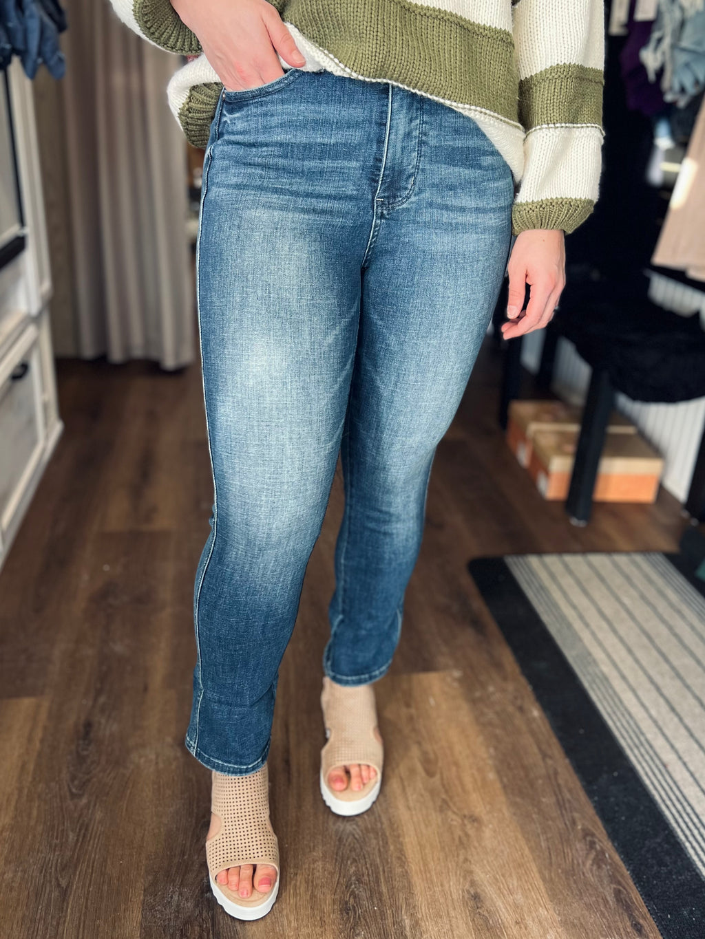 Ryder Cuffed Judy Blue Capri FINAL SALE