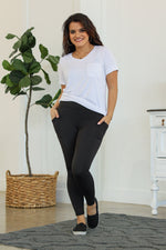 Load image into Gallery viewer, **Athleisure Leggings - Black
