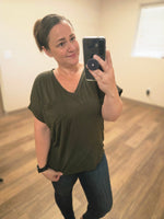 Load image into Gallery viewer, SALE! Sierra Pocket Top - Olive
