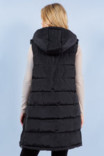 Load image into Gallery viewer, Polar Vest In Black
