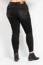 Load image into Gallery viewer, Lights Off Judy Blue Skinny Jeans
