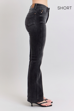 Load image into Gallery viewer, Trio Judy Blue Bootcut Jeans
