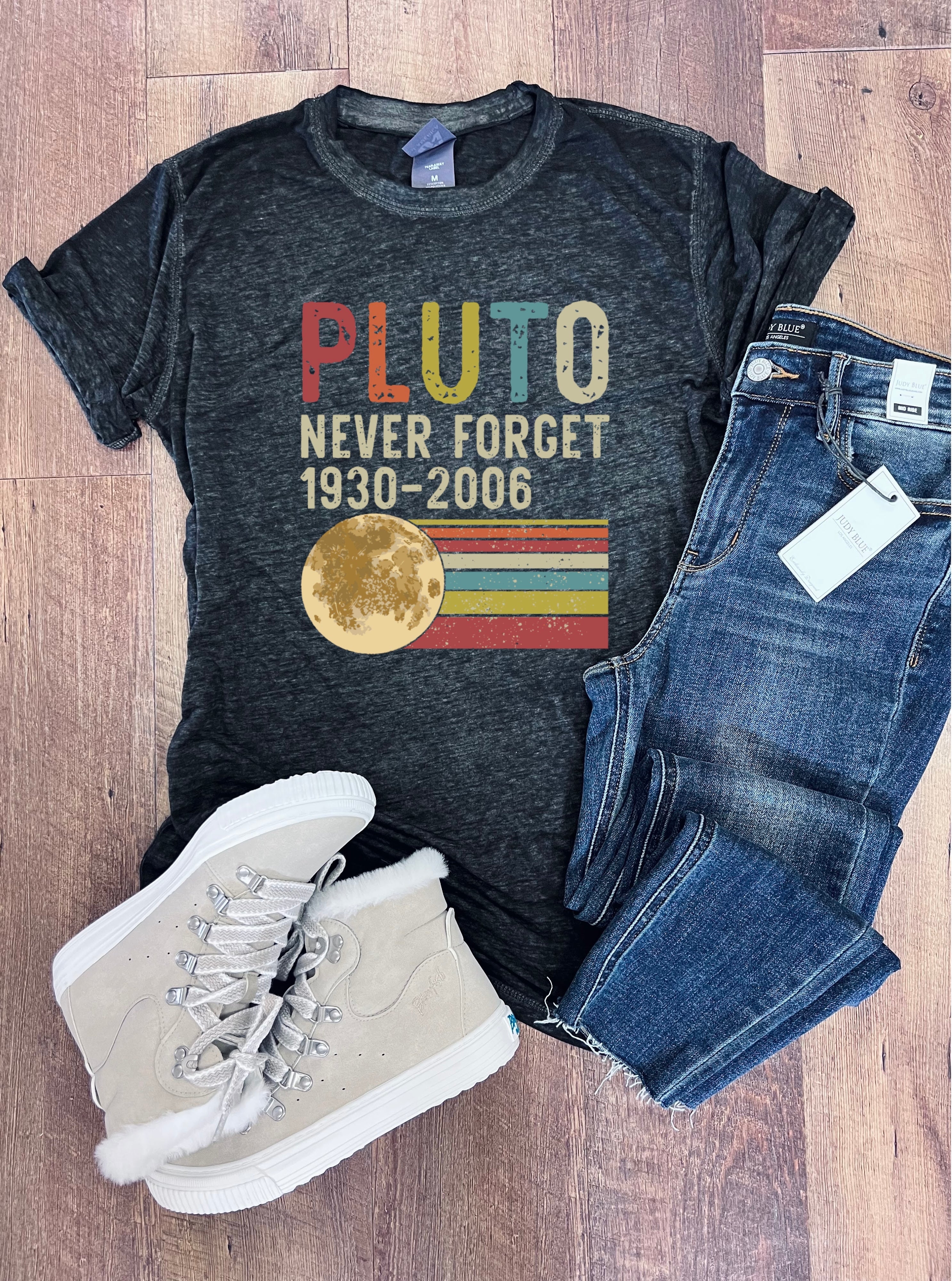 Pluto Tee in Acid Black