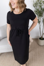Load image into Gallery viewer, Gracelynn Midi Dress - Black
