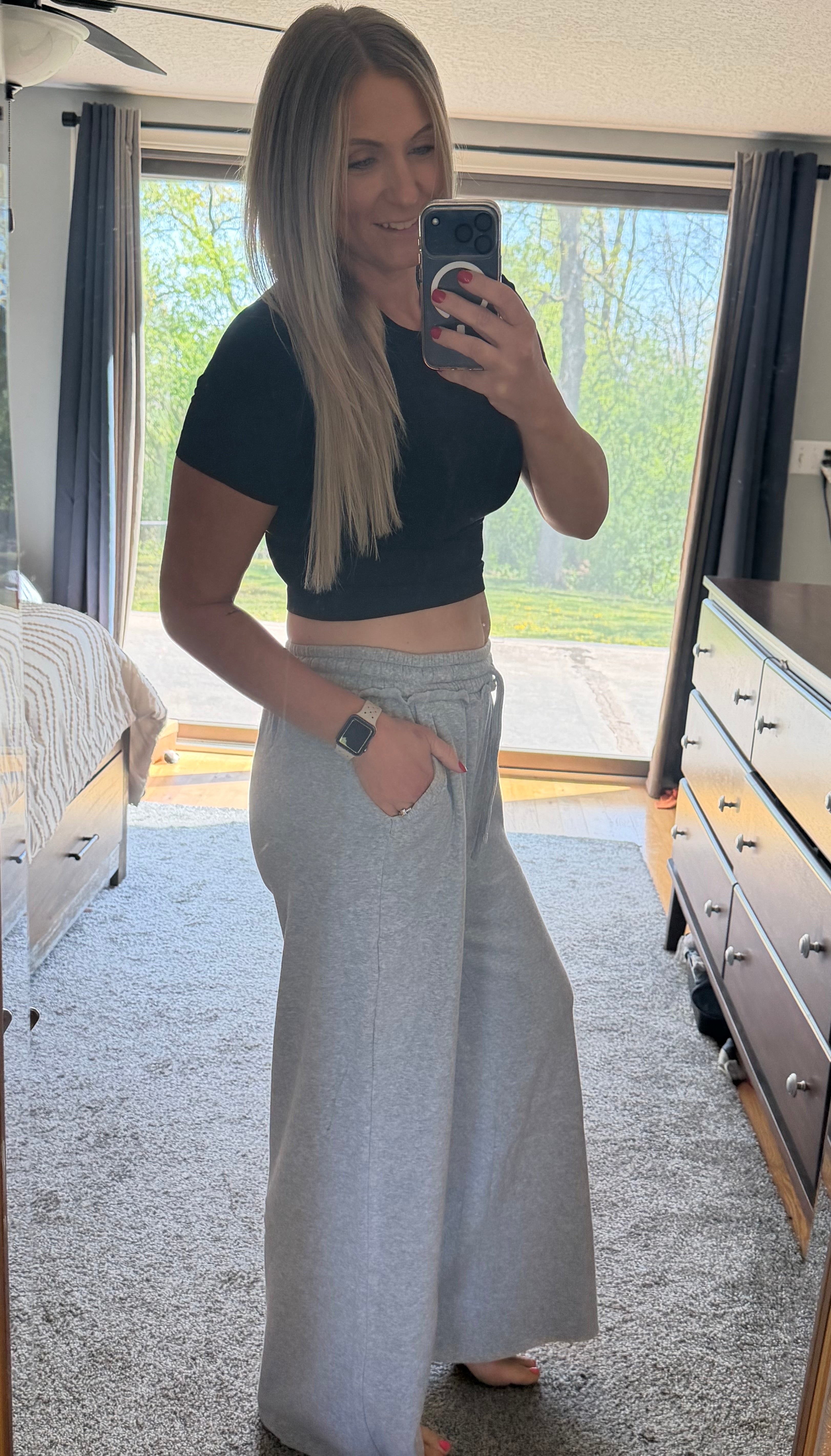Wide Leg Fleece Sweatpants in Heather Gray