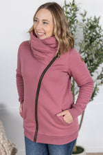 Load image into Gallery viewer, Quinn ZipUp Cowl - Mulberry
