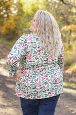 Load image into Gallery viewer, 3/4 Sleeve Sarah Ruffle - Holiday Berry
