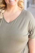 Load image into Gallery viewer, Chloe Cozy Tee - Olive
