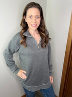 Load image into Gallery viewer, Mineral Wash Quarter Zip Baylor Weekender
