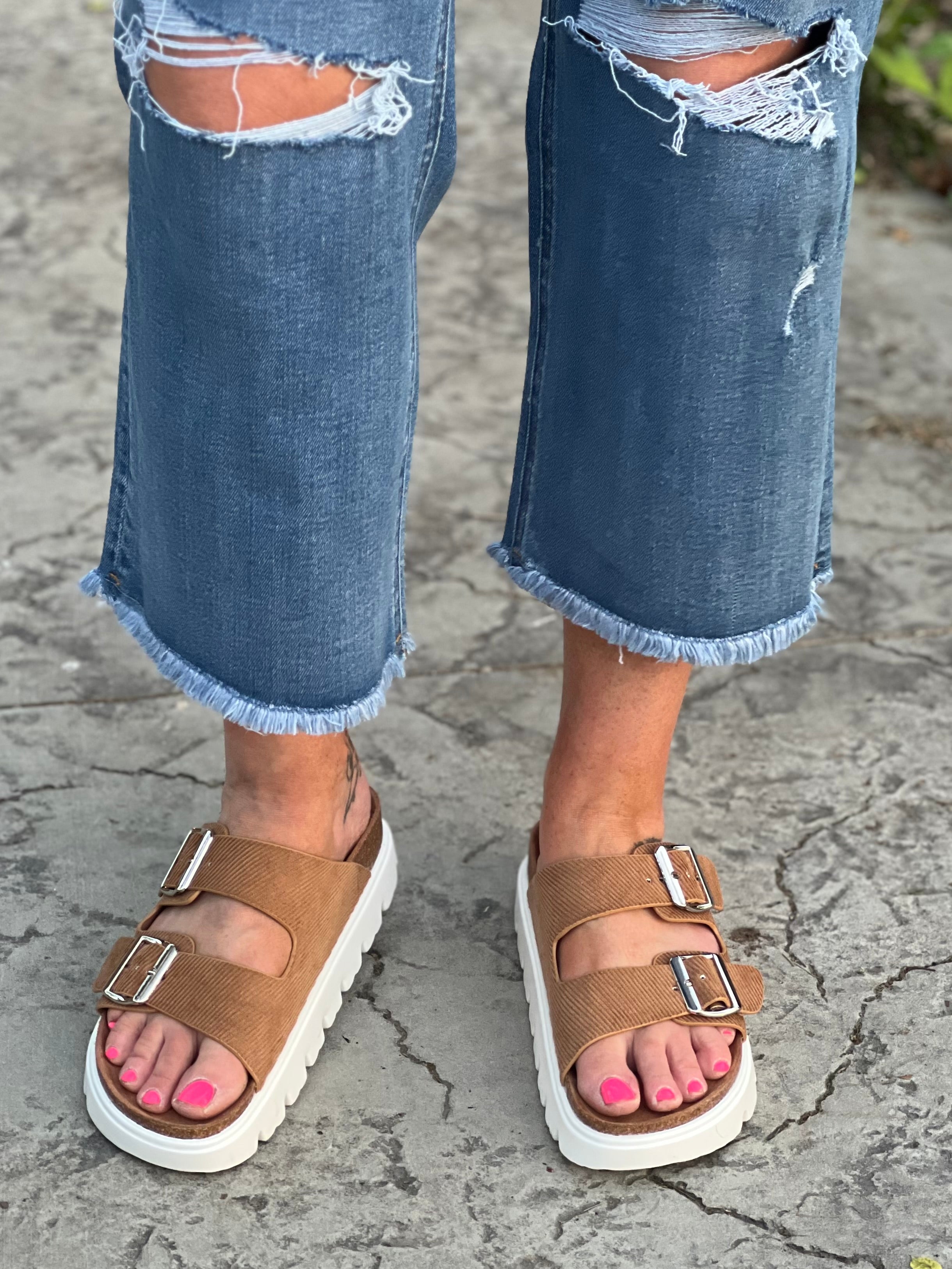 Jazmin Sandals Very G In Tan FINAL SALE