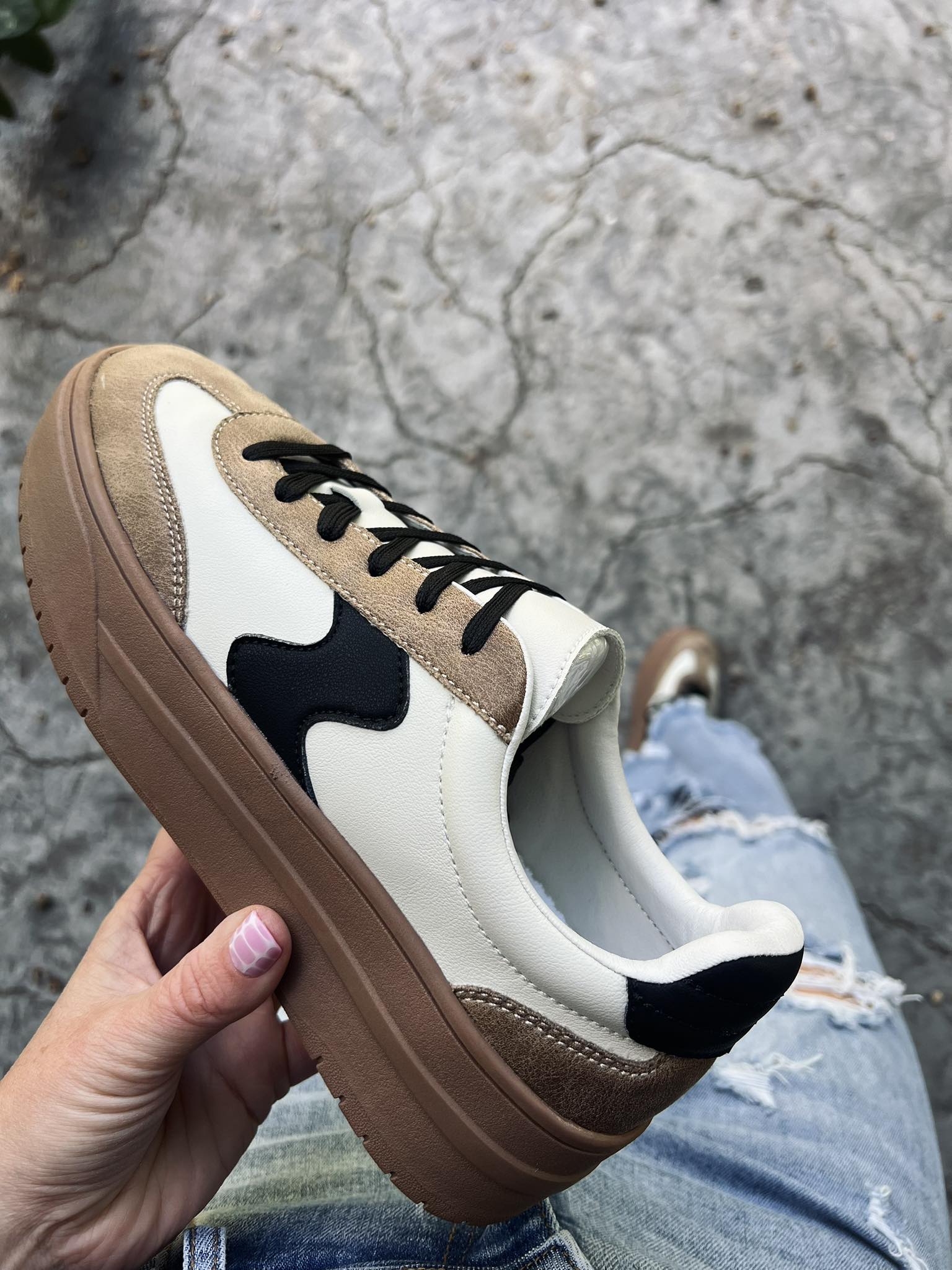 Corkys Pop Off Sneakers