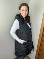 Load image into Gallery viewer, Polar Vest In Black
