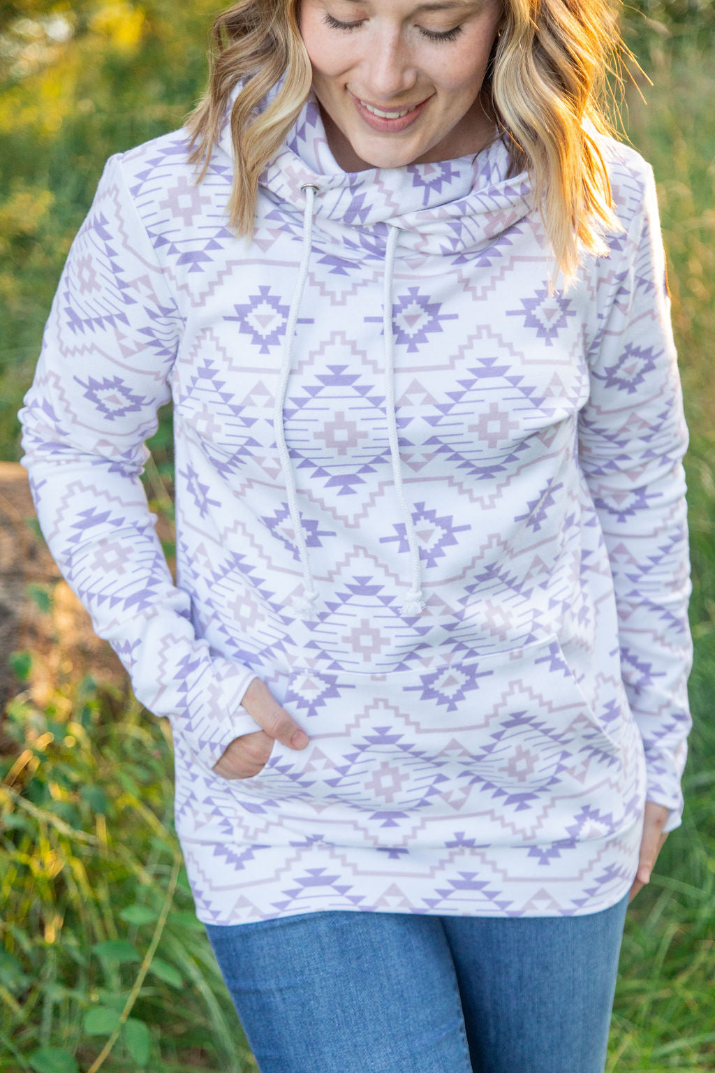 Ashley Hoodie - White Geometric