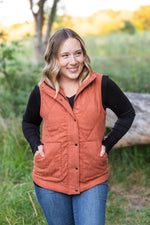 Load image into Gallery viewer, Corduroy Vest - Pumpkin
