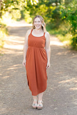 Load image into Gallery viewer, Reagan Ribbed Midi Dress - Rust
