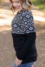 Load image into Gallery viewer, Natalie Pullover - Black Geometric
