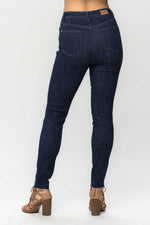 Load image into Gallery viewer, Cheers Judy Blue Tummy Control Jeans
