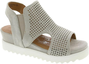 Very G Amy Wedges