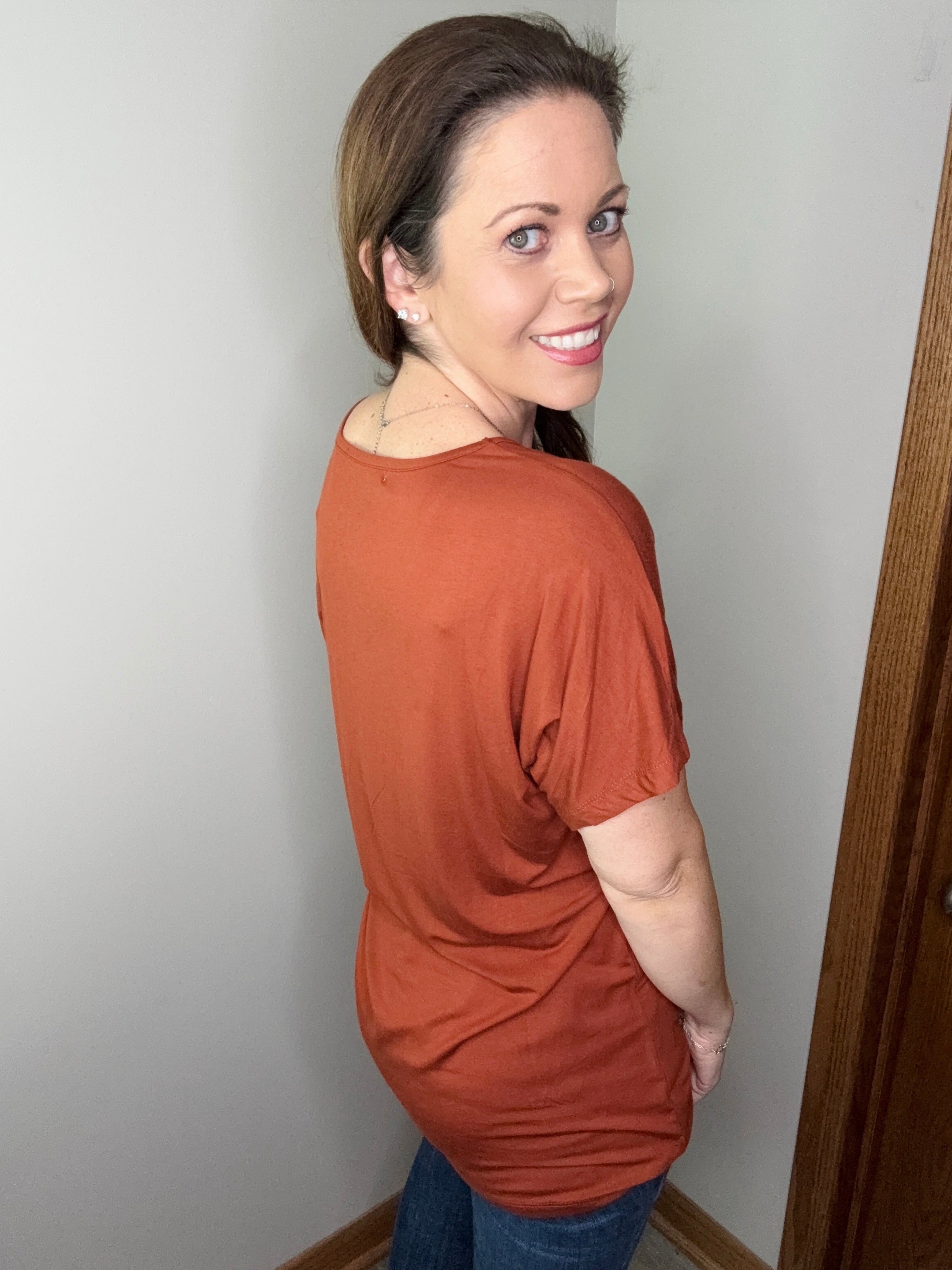 ***Chloe Cozy Tee - Rust