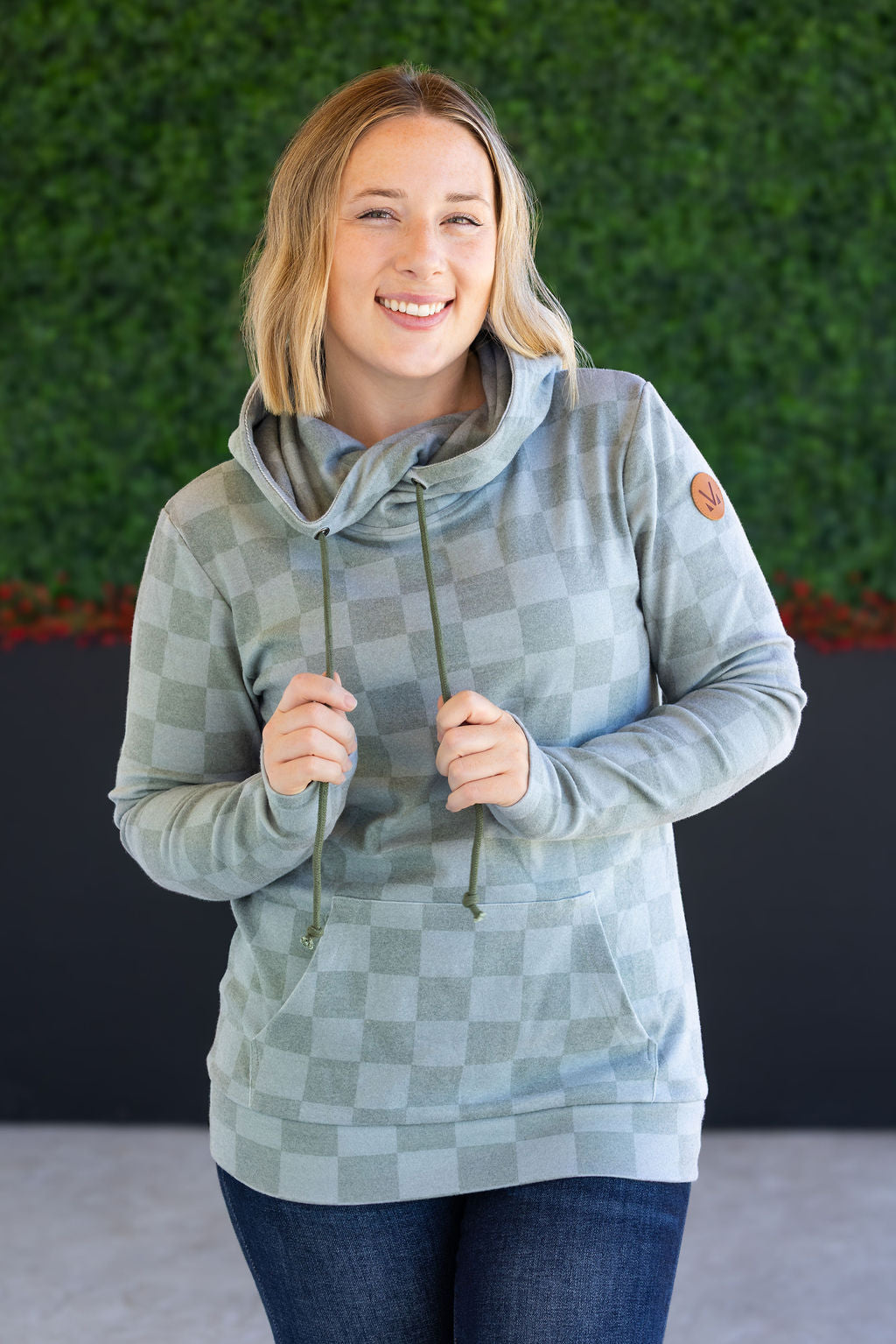 Ashley Hoodie - Olive Checkers