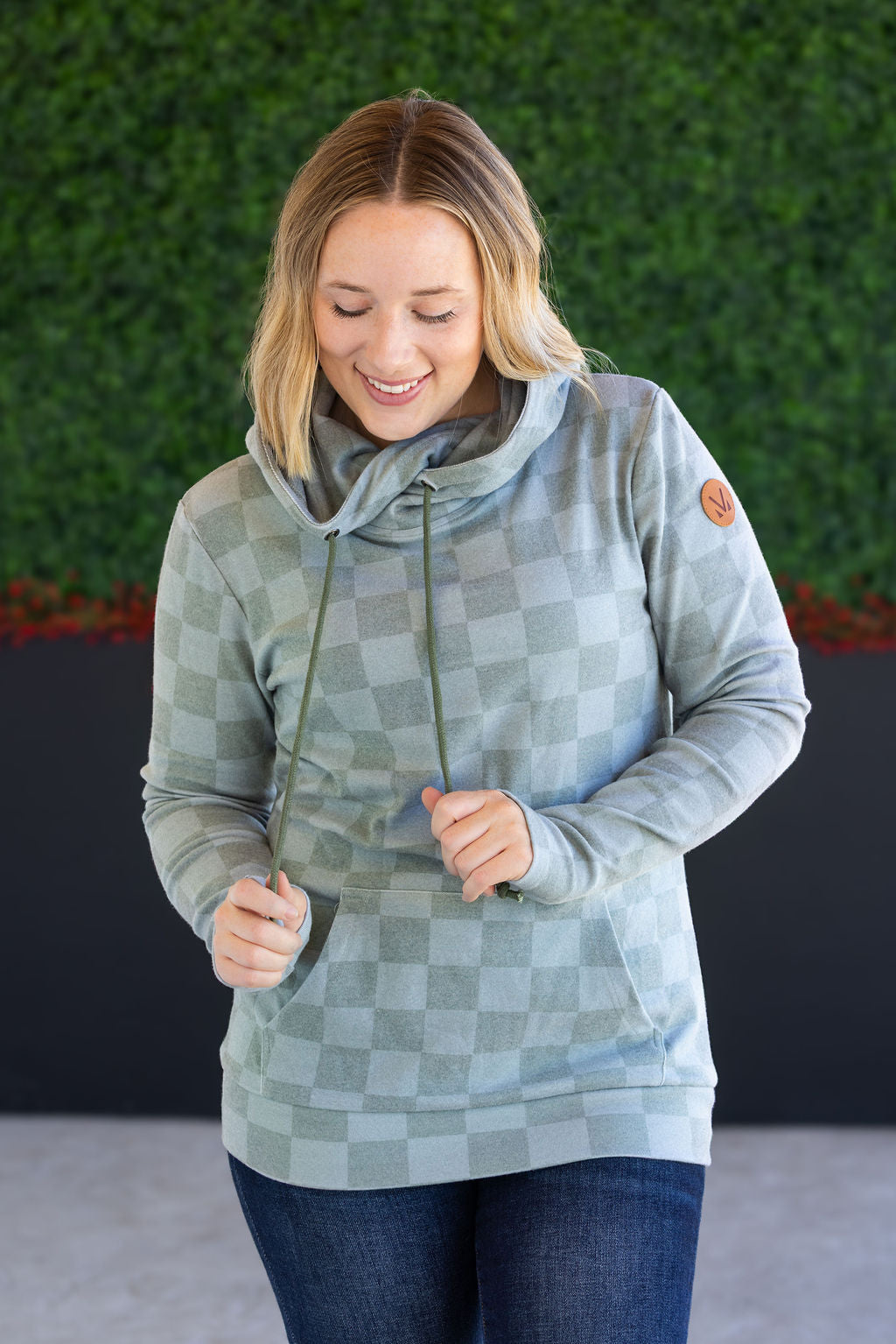 Ashley Hoodie - Olive Checkers