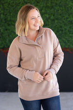 Load image into Gallery viewer, Jesse Vintage Wash Snap Pullover - Tan
