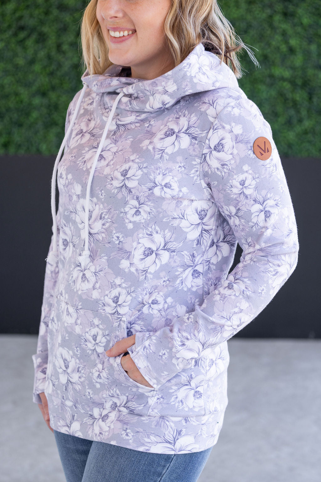 Ashley Hoodie - Vintage Grey Floral