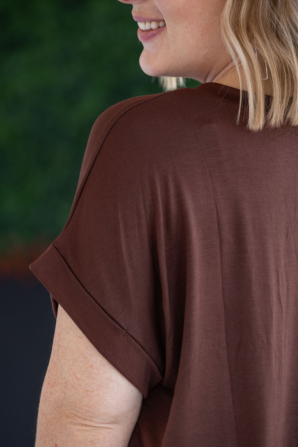 Sierra Pocket Top - Brown