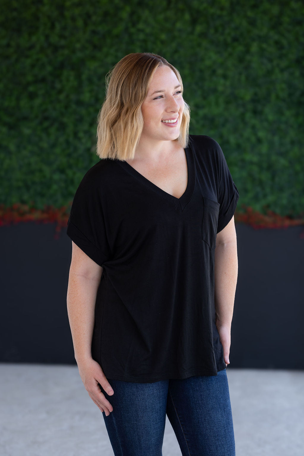 SALE! Sierra Pocket Top - Black