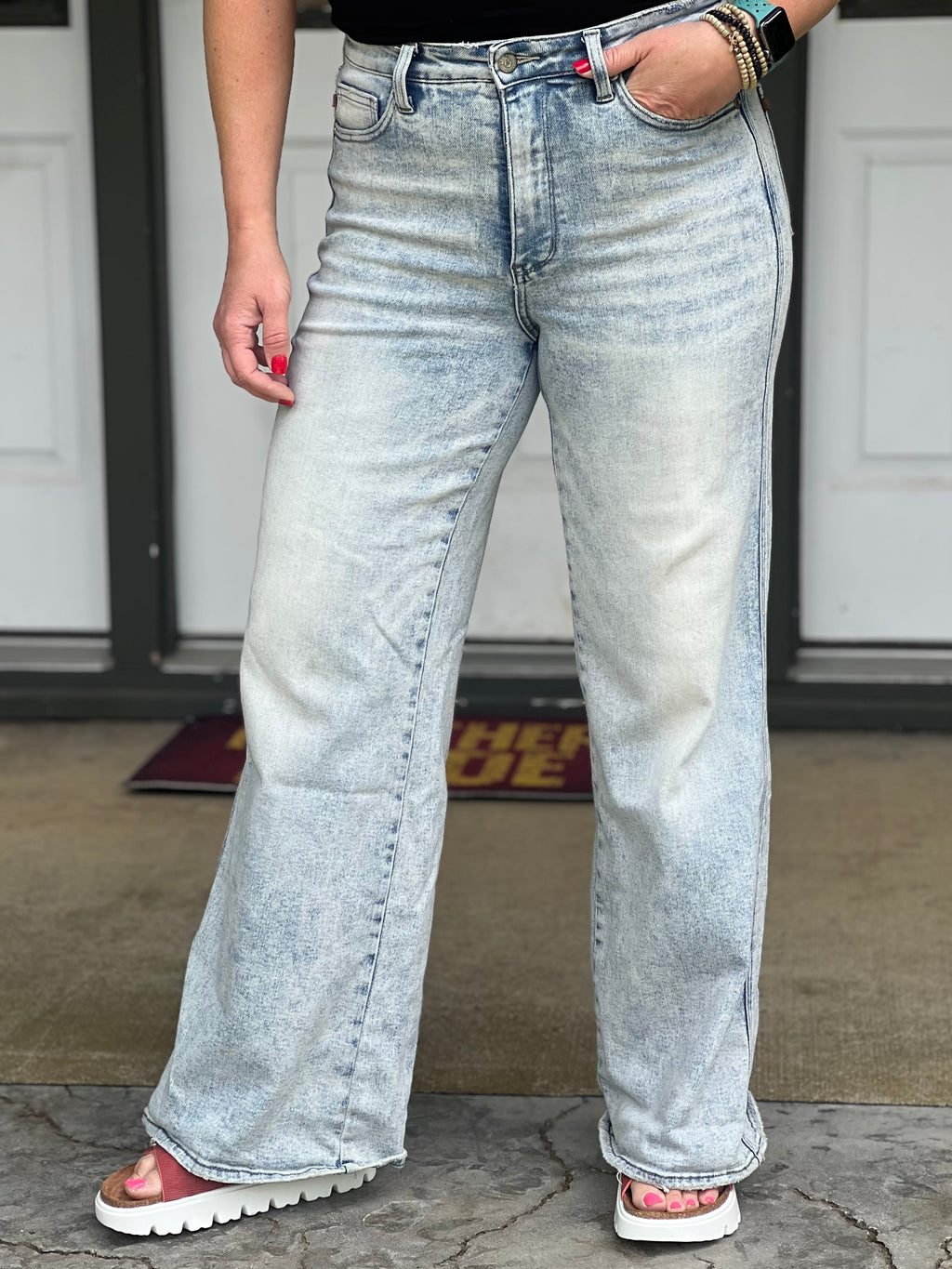 Miranda Retro Wide Leg Jeans by Judy Blue