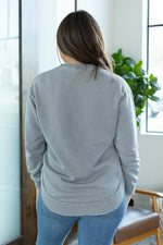 Load image into Gallery viewer, **Vintage Wash Pullover - Light Grey
