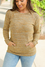 Load image into Gallery viewer, Hannah Pocket Pullover - Mustard
