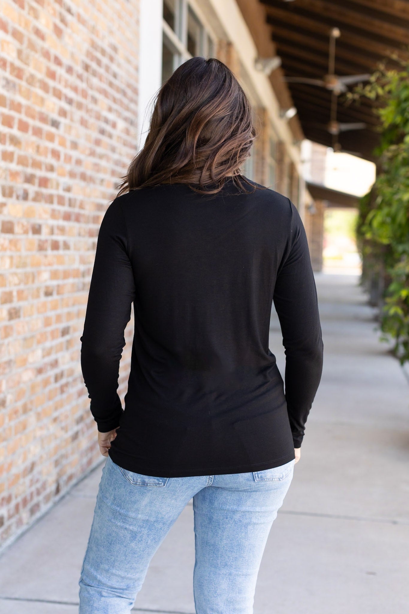 **Larissa Long Sleeve - Black