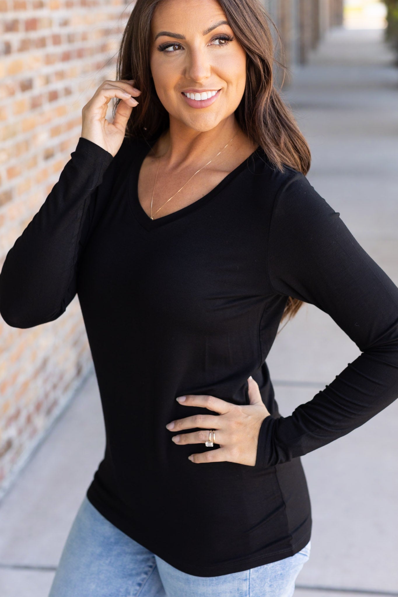 **Larissa Long Sleeve - Black