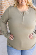 Load image into Gallery viewer, Harper Long Sleeve Henley - Olive
