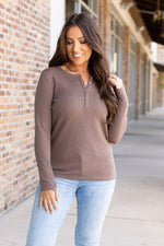 Load image into Gallery viewer, Harper Long Sleeve Henley - Mocha
