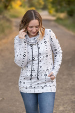 Load image into Gallery viewer, Soft Funnel Neck - Grey Geometric
