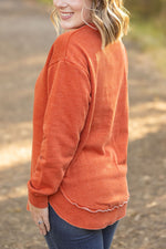 Load image into Gallery viewer, Vintage Wash Pullover - Rust
