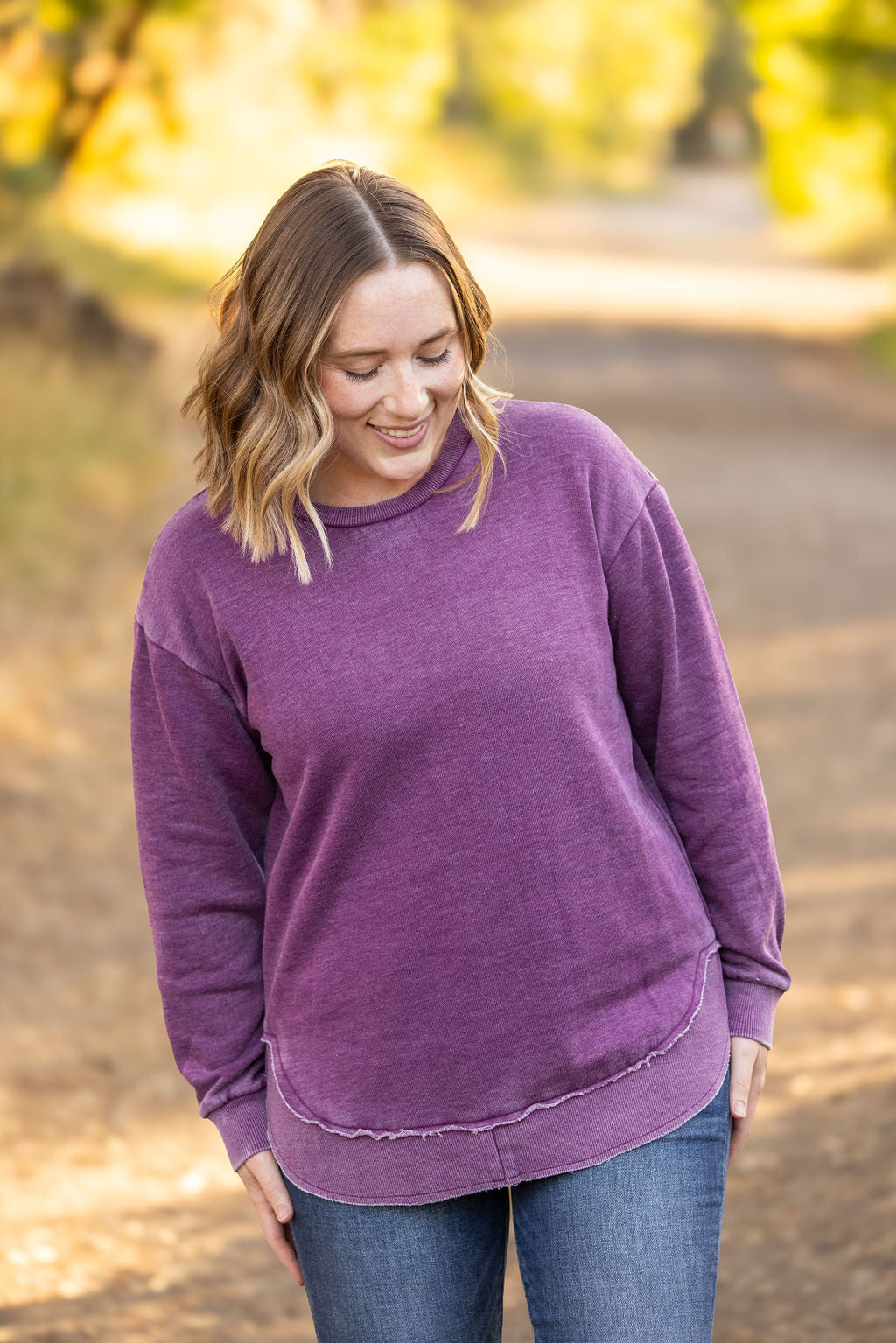 Vintage Wash Pullover - Purple