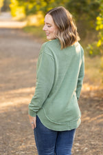 Load image into Gallery viewer, Vintage Wash Pullover - Sage
