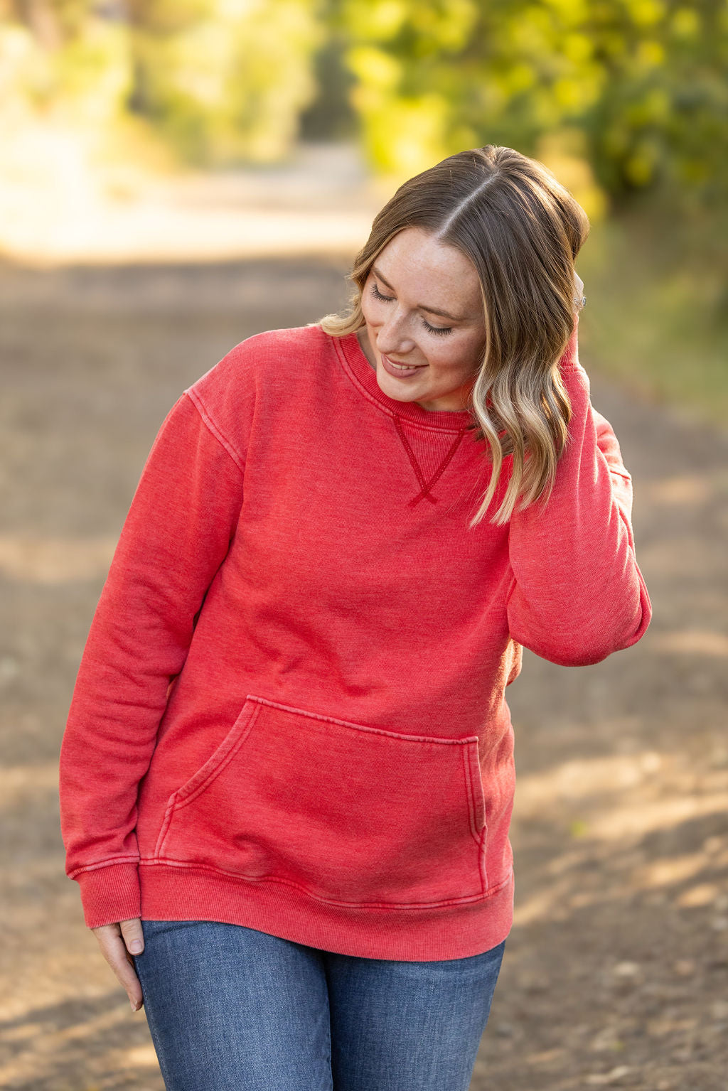 Vintage Wash Pocket Pullover - Red