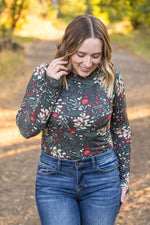 Load image into Gallery viewer, Blair Long Sleeve Top - Evergreen Christmas
