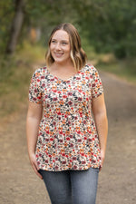 Load image into Gallery viewer, Sarah Ruffle Short Sleeve - Red Floral
