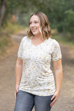 Load image into Gallery viewer, Sophie Pocket Tee - Neutral Floral
